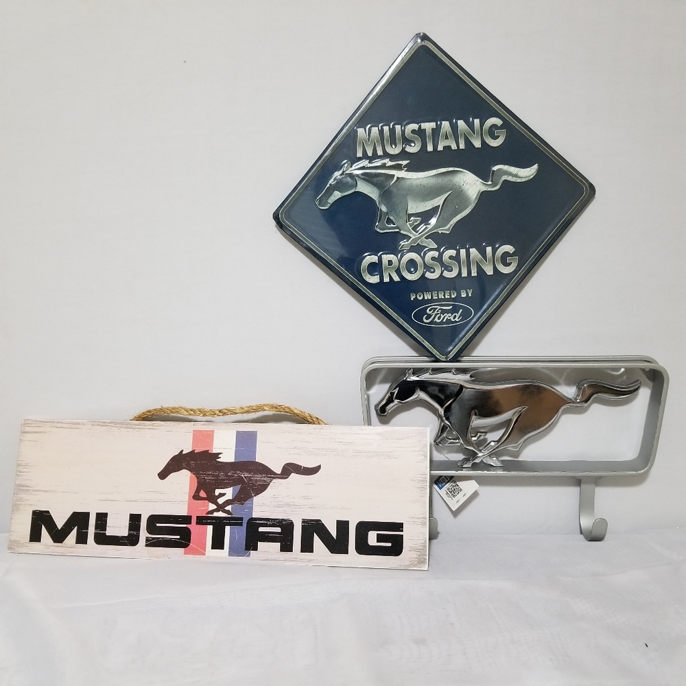 Ford Mustang wall decor